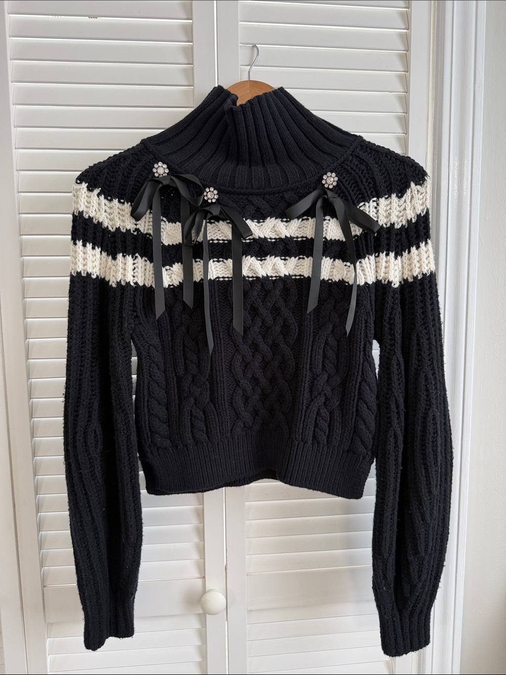 Maeve Black & White Cable-Knit Turtleneck Sweater with Ribbon Bows